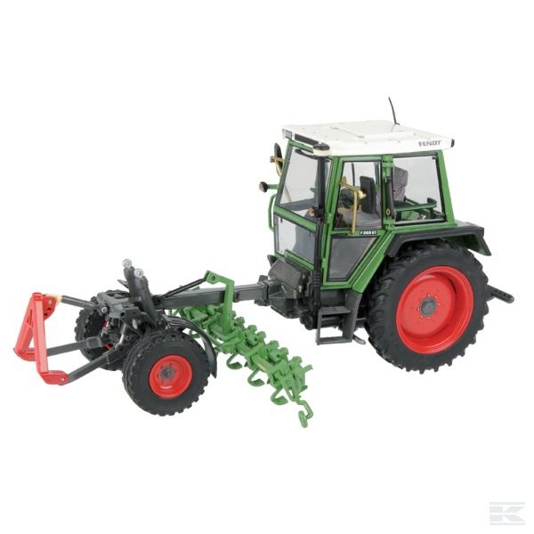 Самоходное шасси WT1011 Fendt 360 GT с мотыгой для свеклы